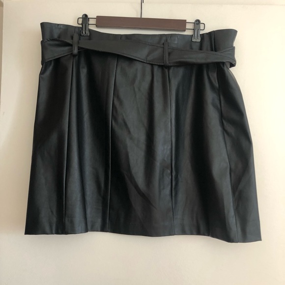 Leather Black Skirt - Picture 2 of 2